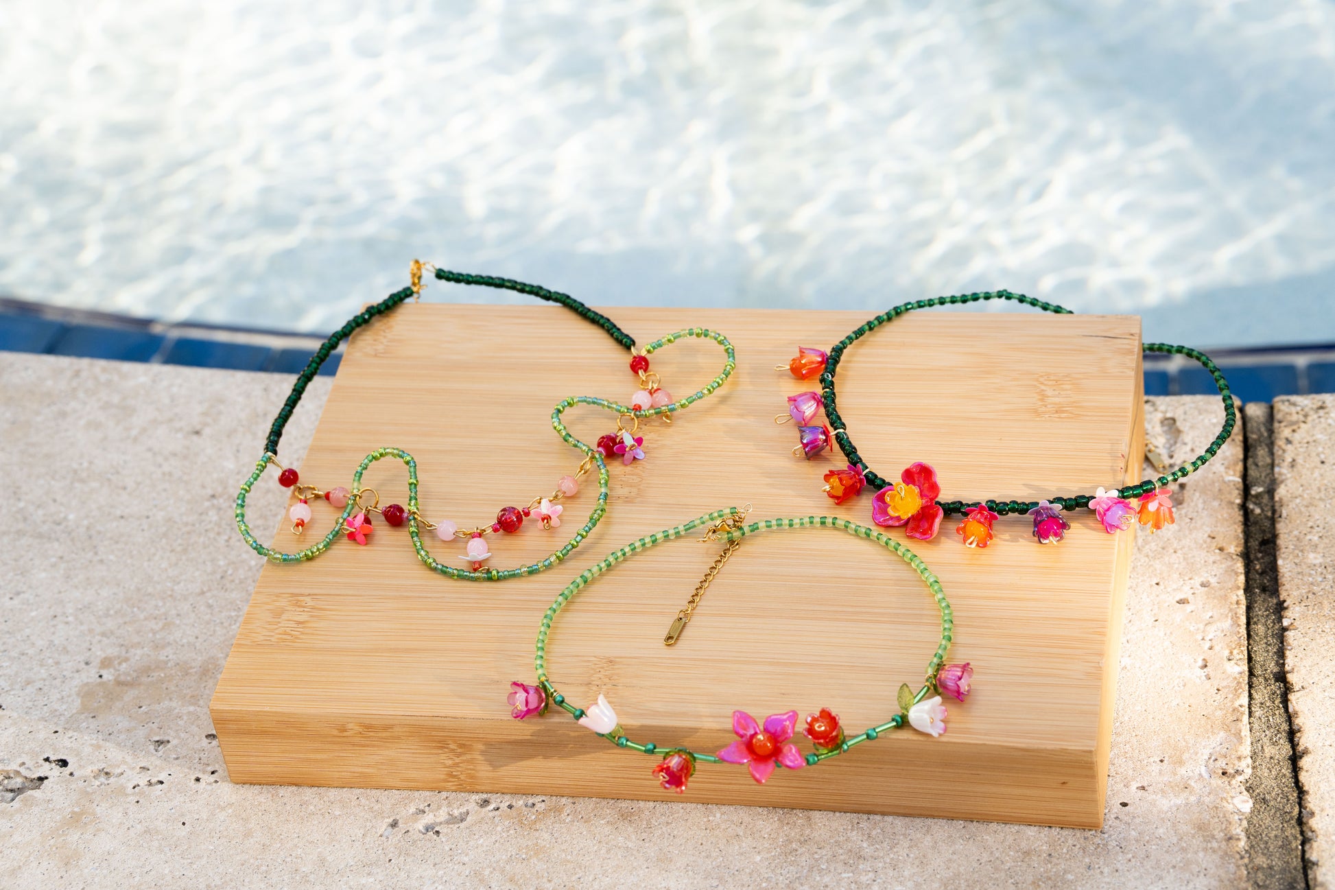 FLOR DE LUCHA CURVED CHOKER