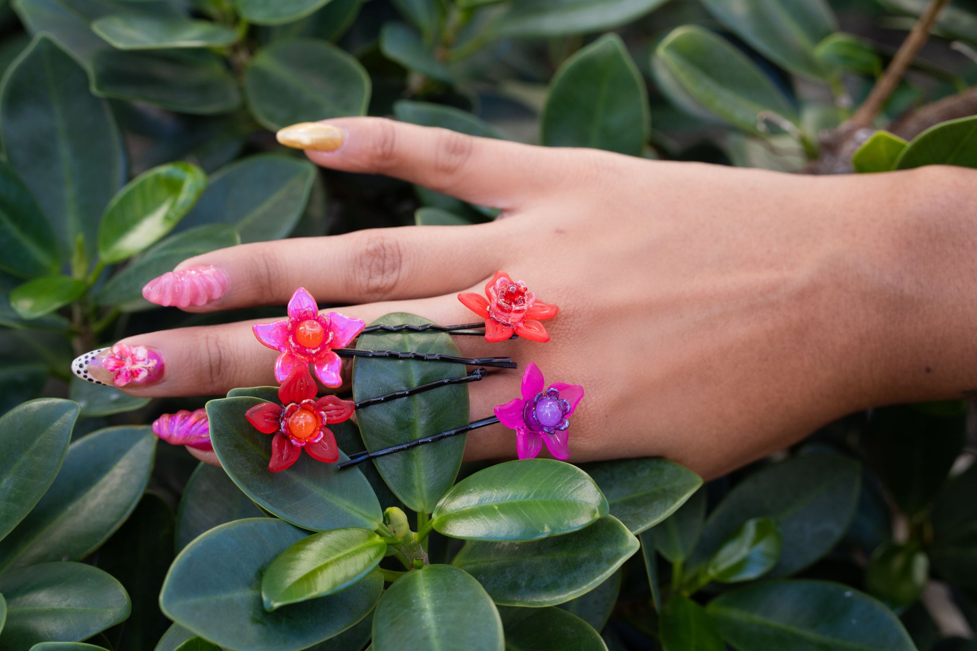 FLOR DE LUCHA EARRINGS AND HAIRCLIPS SET