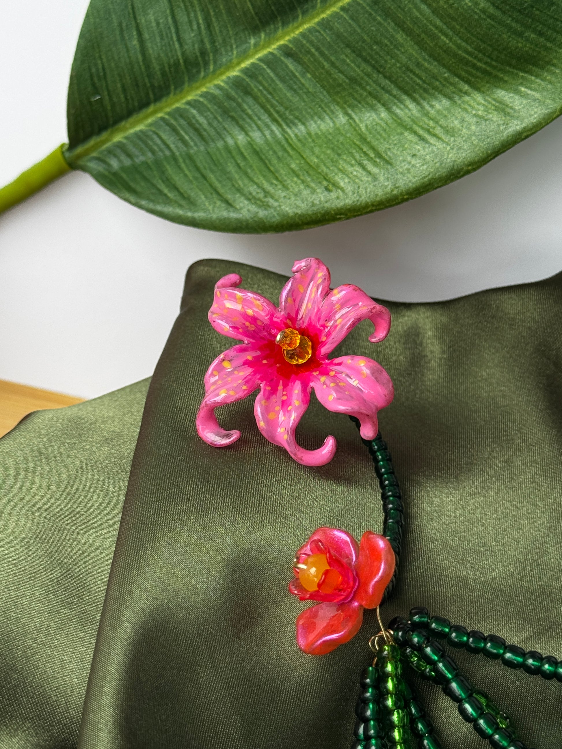 FLOR DE LUCHA CAYENA EAR CUFF