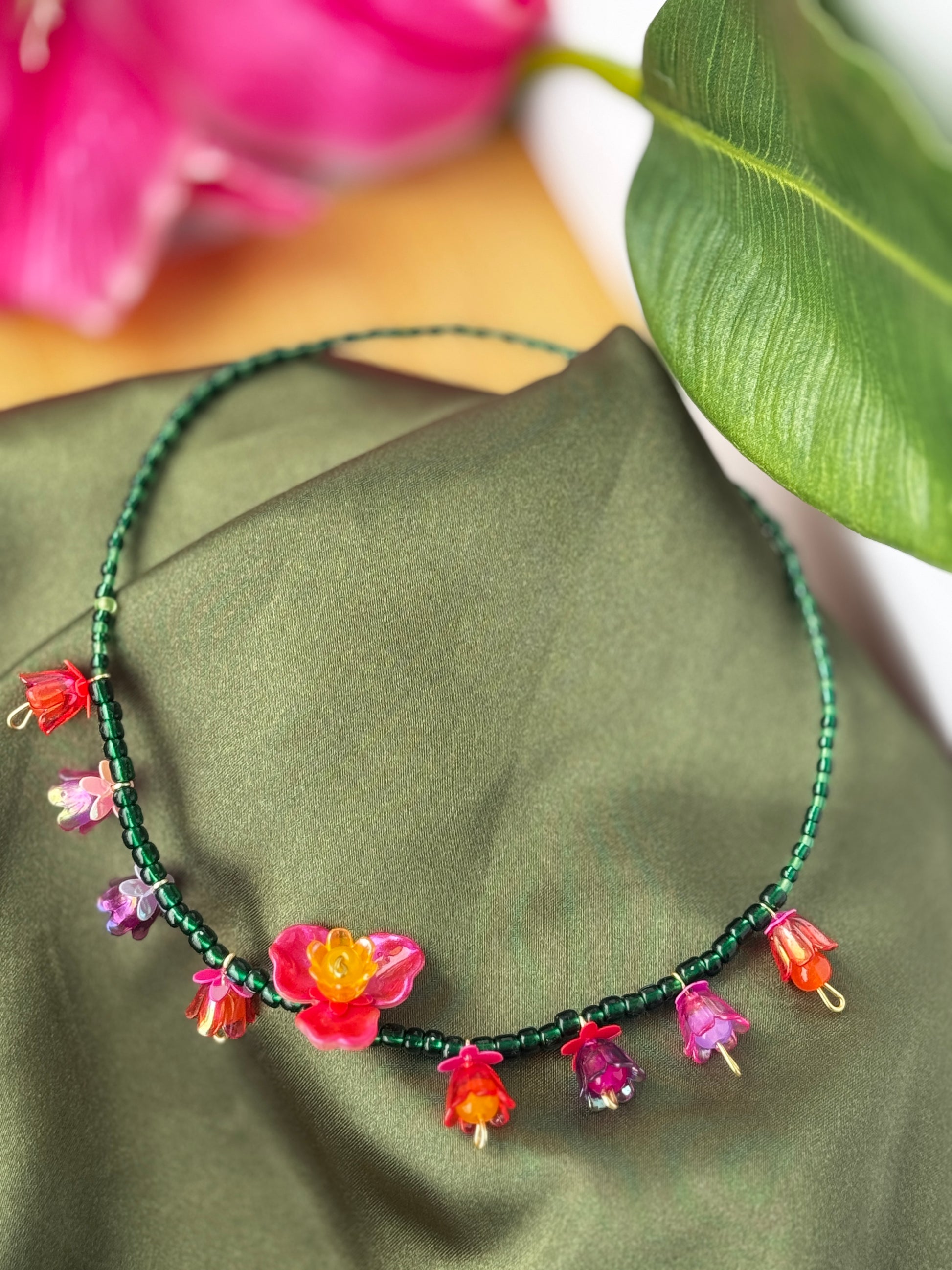 FLOR DE LUCHA CHOKER