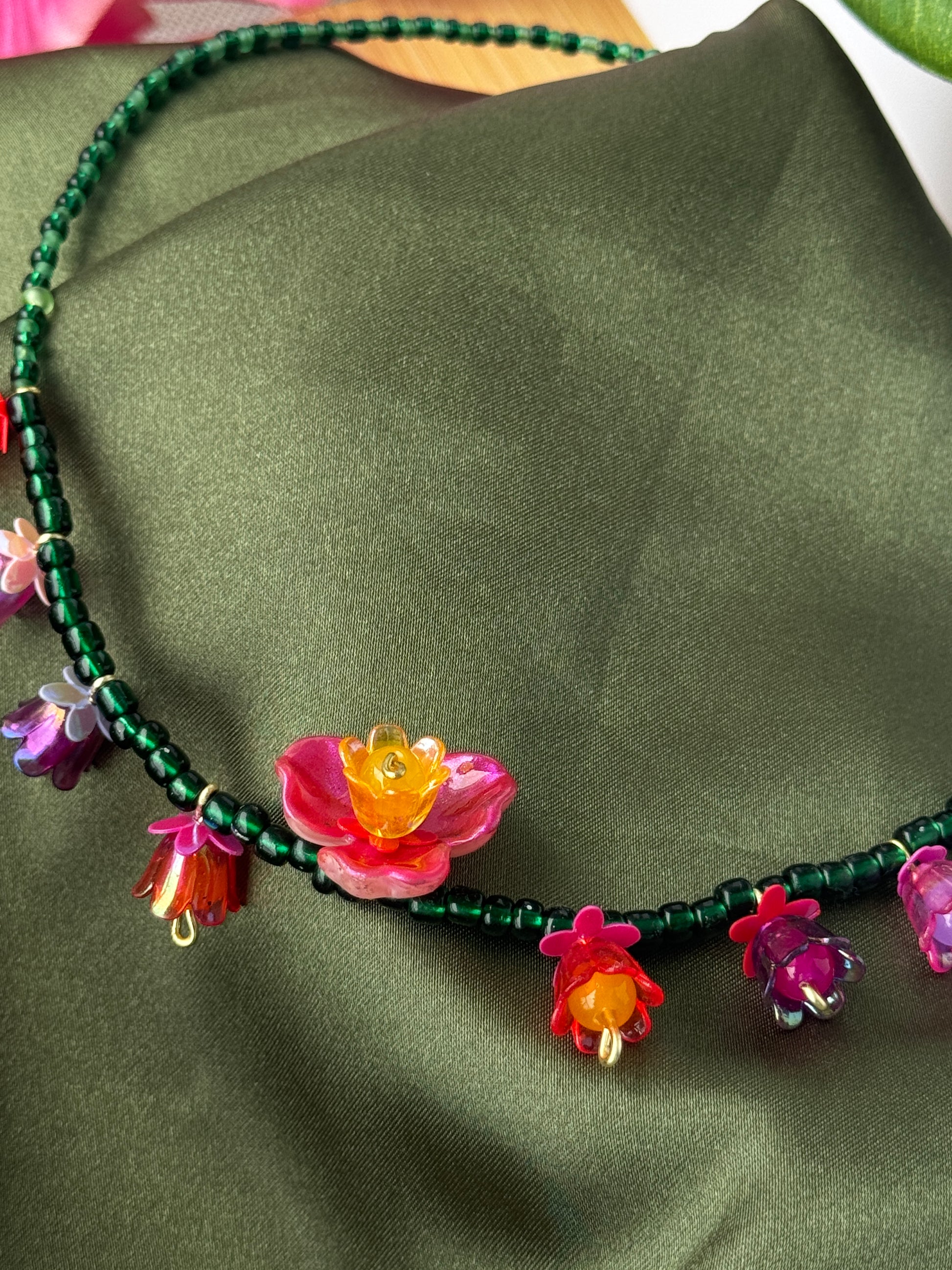 FLOR DE LUCHA CHOKER