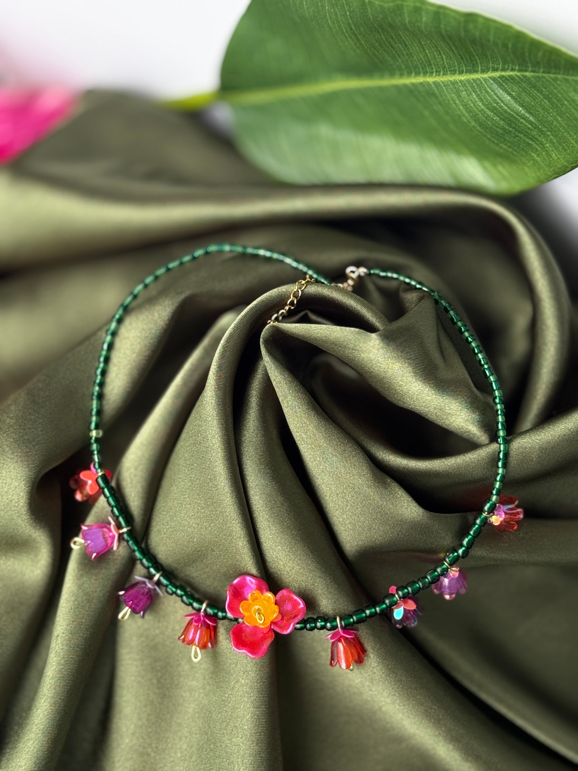 FLOR DE LUCHA CHOKER