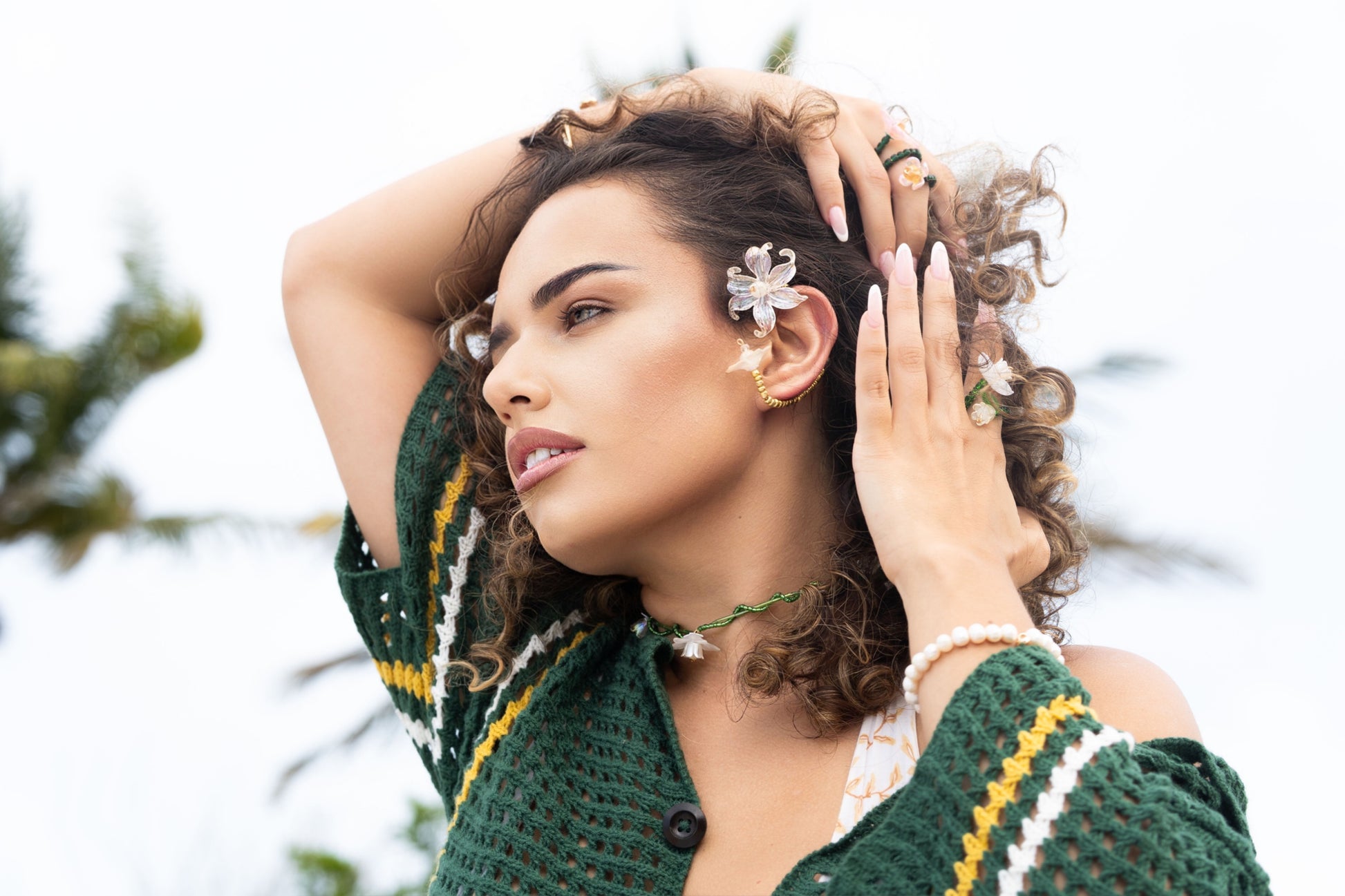 MIDNIGHT BLOOM CELESTIA EAR CUFF
